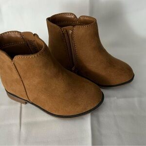 Cat & Jack Tan Kids Boots